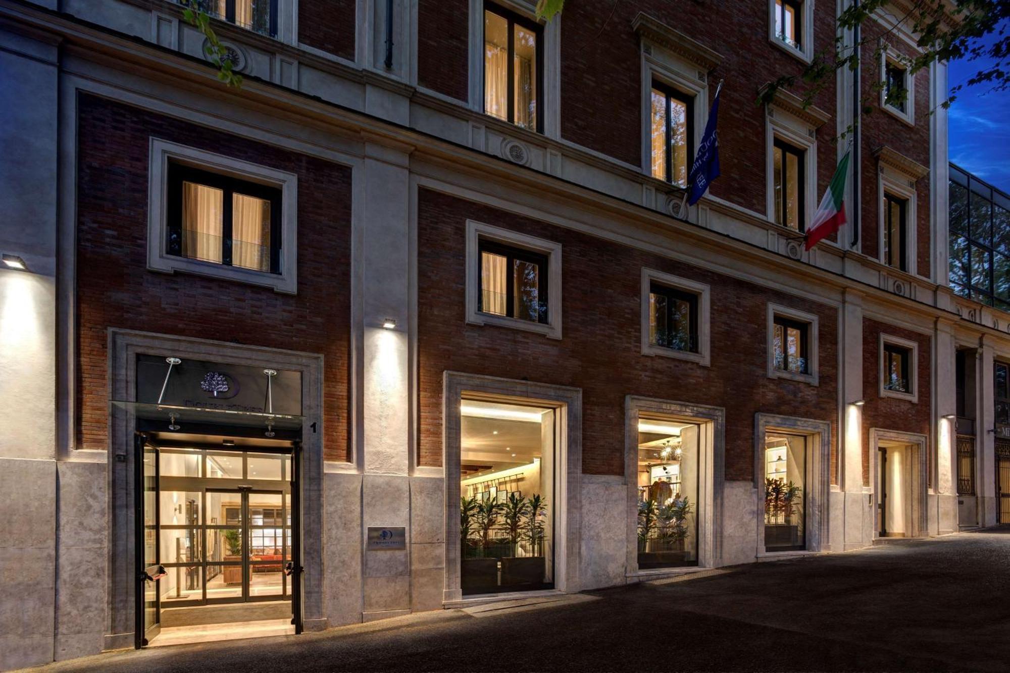 فندق Doubletree By Hilton Rome Monti المظهر الخارجي الصورة